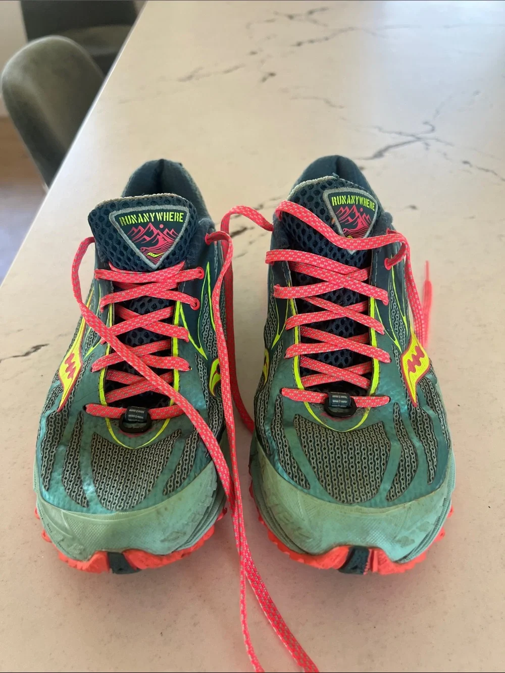 Saucony Peregrine size 8. Women's Trail Shoe Pink. Gorgeous!! Great condition.